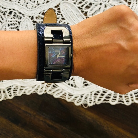 Guess watch bracelet style - Picture 2 of 6
